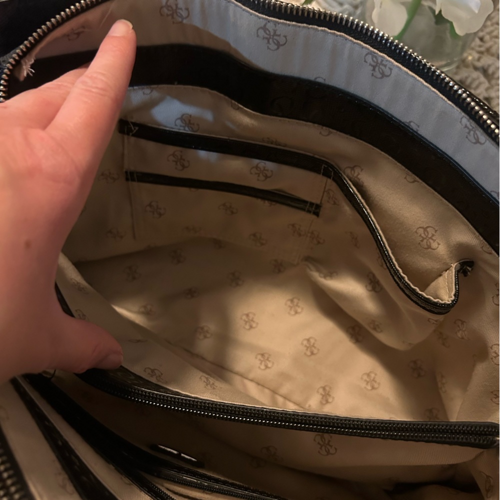 Guess Black Queenie Satchel Handbag - Picture 8 of 15